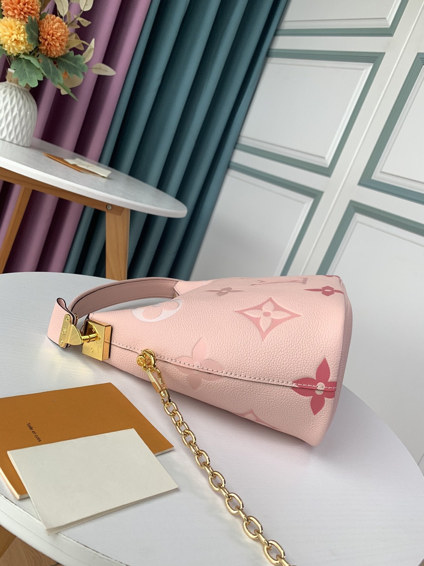 MASHMALLOW HOBO BAG BOUTON DE ROSE PINK GRAINED COWHIDE LEATHER