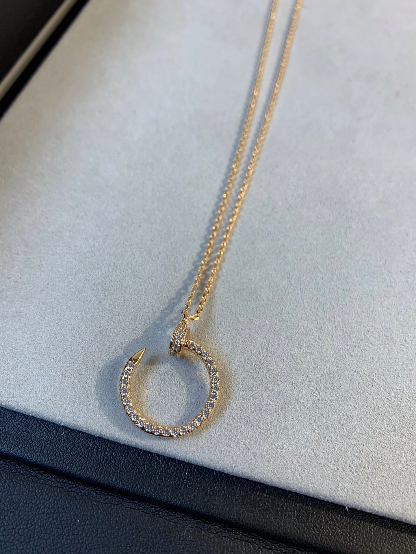 DIANA JUSTE NECKLACE PINK GOLD DIAMONDS