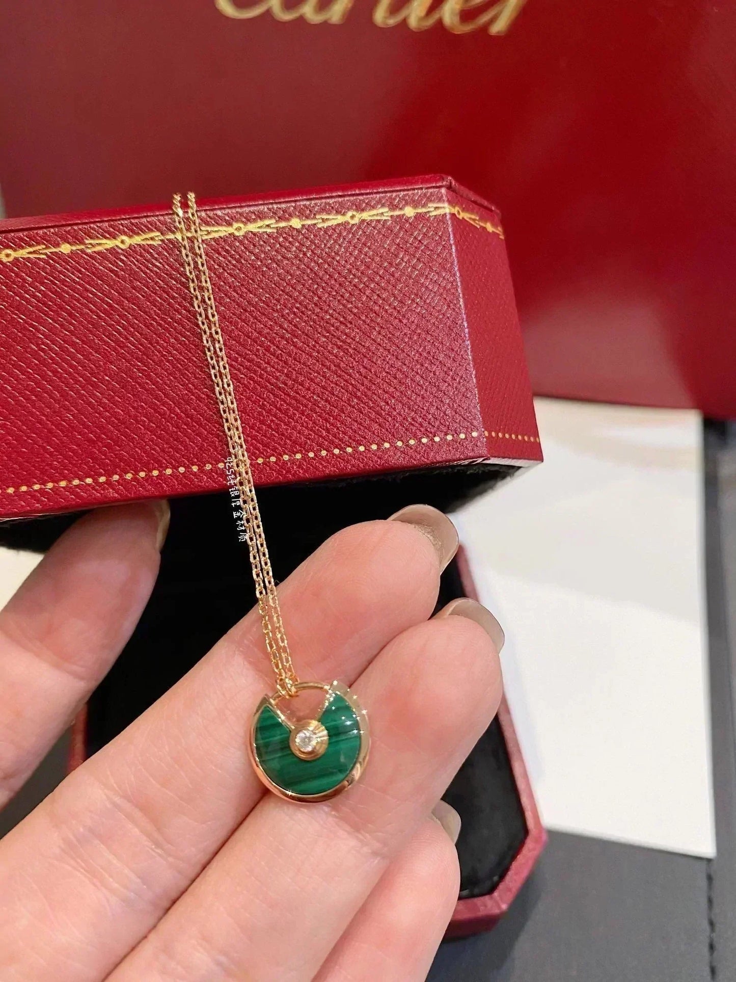 DIANA AMULETTE ROSE GOLD MALACHITE NECKLACE