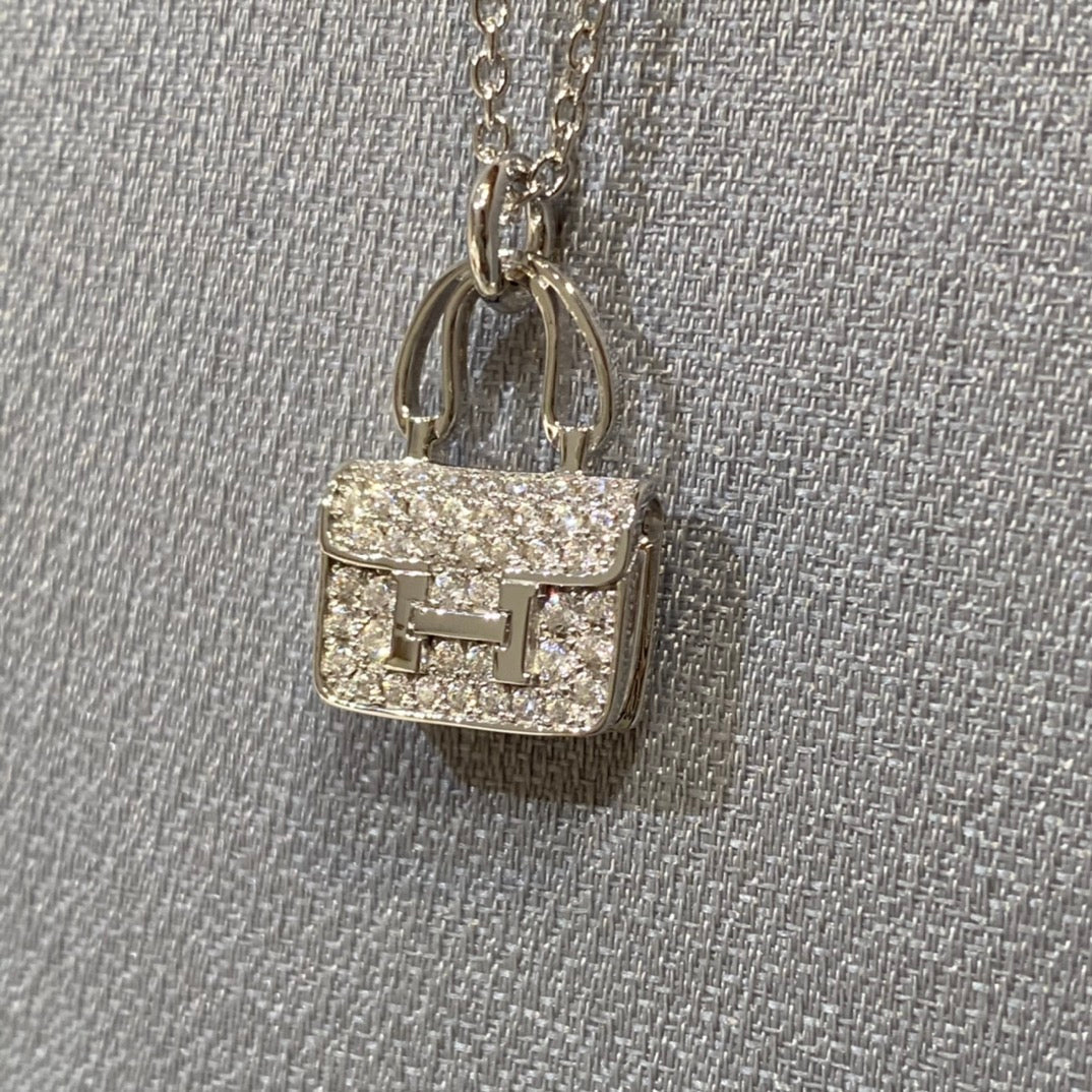 DIANA CONSTANCE PEDANT DIAMOND NECKLACE