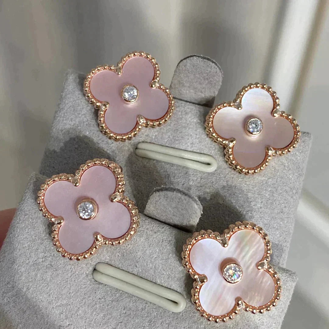CLOVER MEDIUM 1 MOTIFS PINK MOP DIAMOND EARRINGS