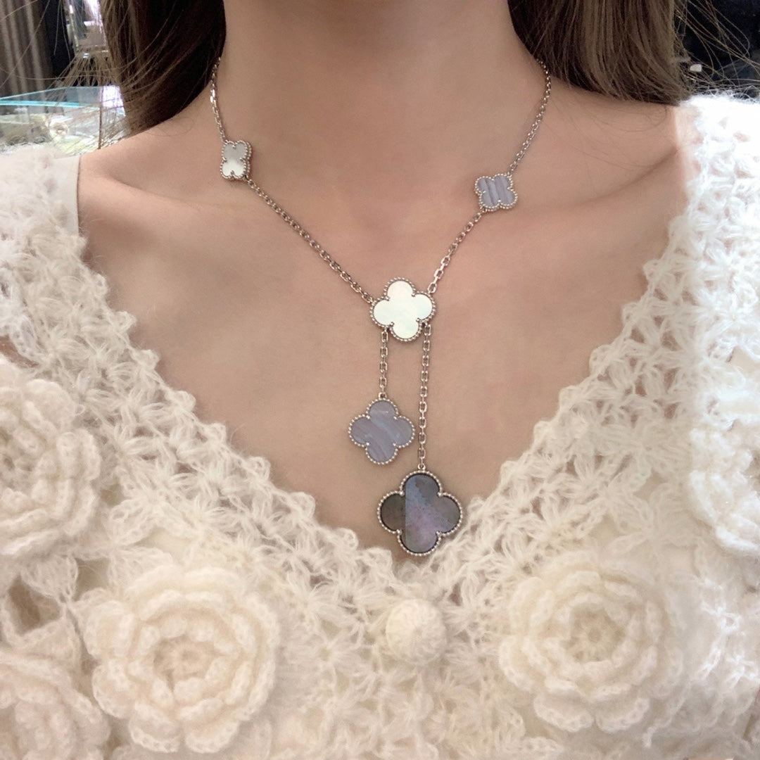 DIANA CLOVER MOP CHALCEDONY NECKLACE SILVER 6 MOTIF