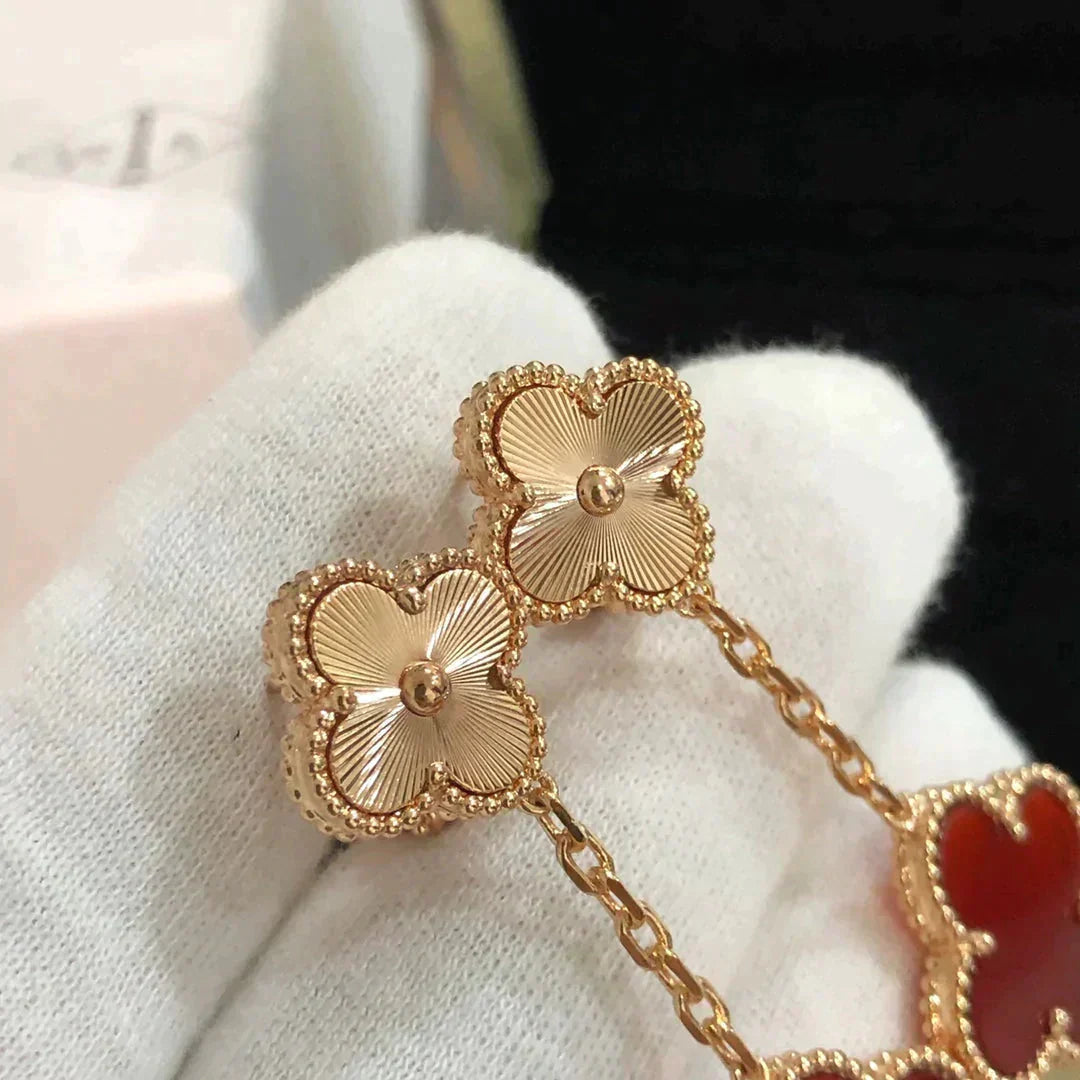 CLOVER 2 MOTIF LASER CARNELIAN EARRINGS