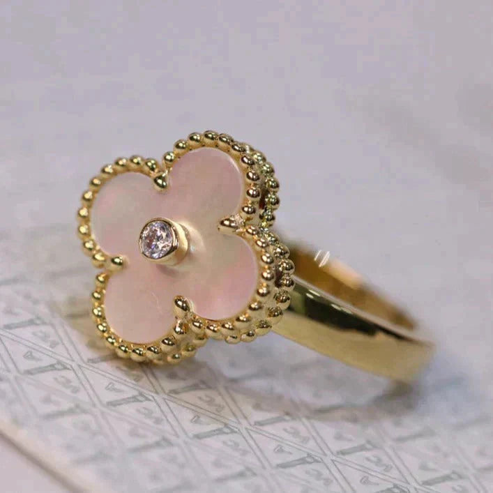 DIANA CLOVER PINK MOP RING GOLD DIAMOND