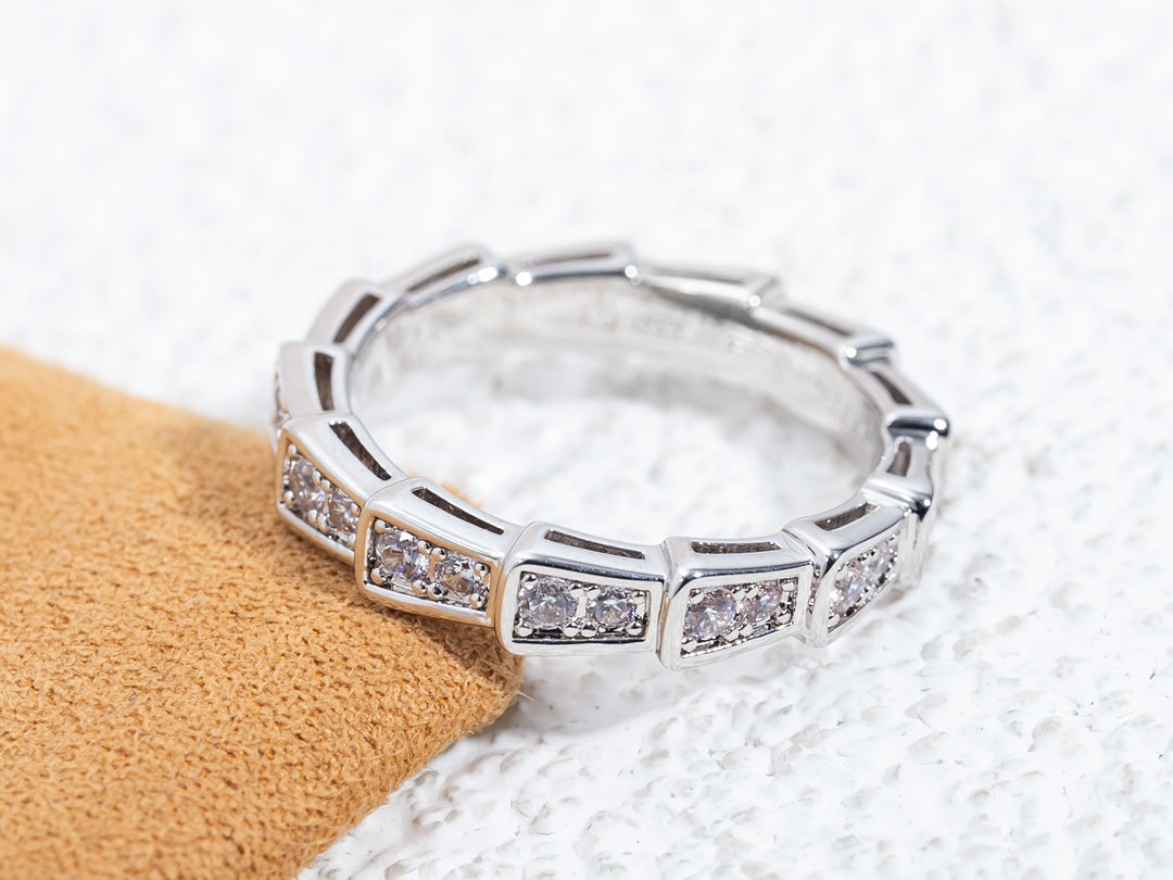 DIANA SERPENTI RING SILVER DIAMOND PAVED 3MM