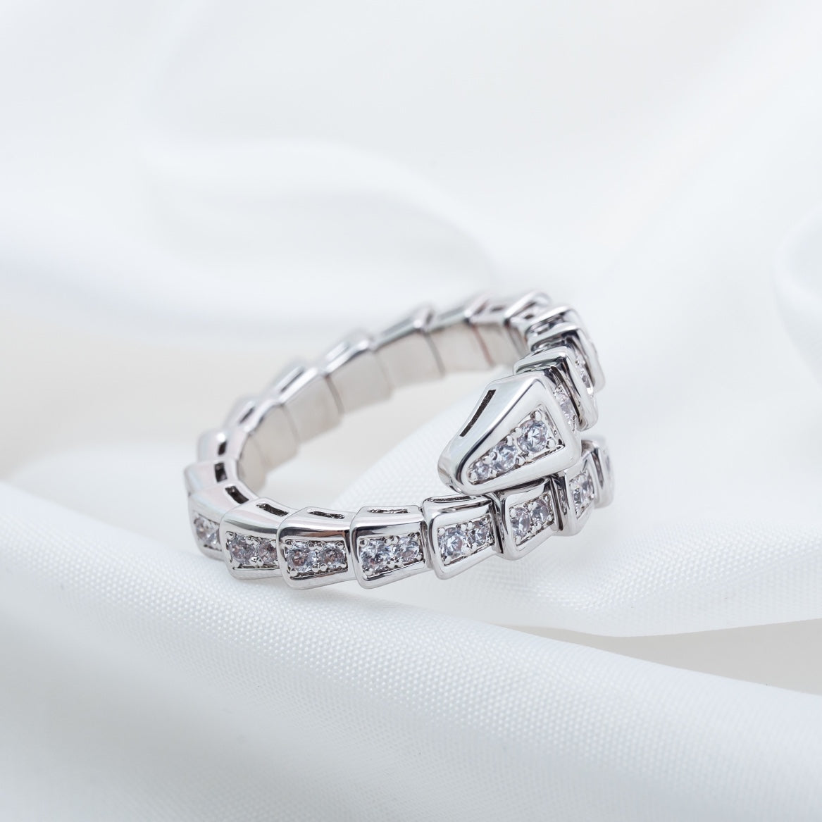 DIANA SERPENTI RING SILVER DIAMOND PAVED 4MM