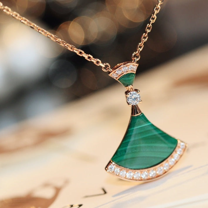 DIANA DREAM NECKLACE MALACHITE DIAMOND