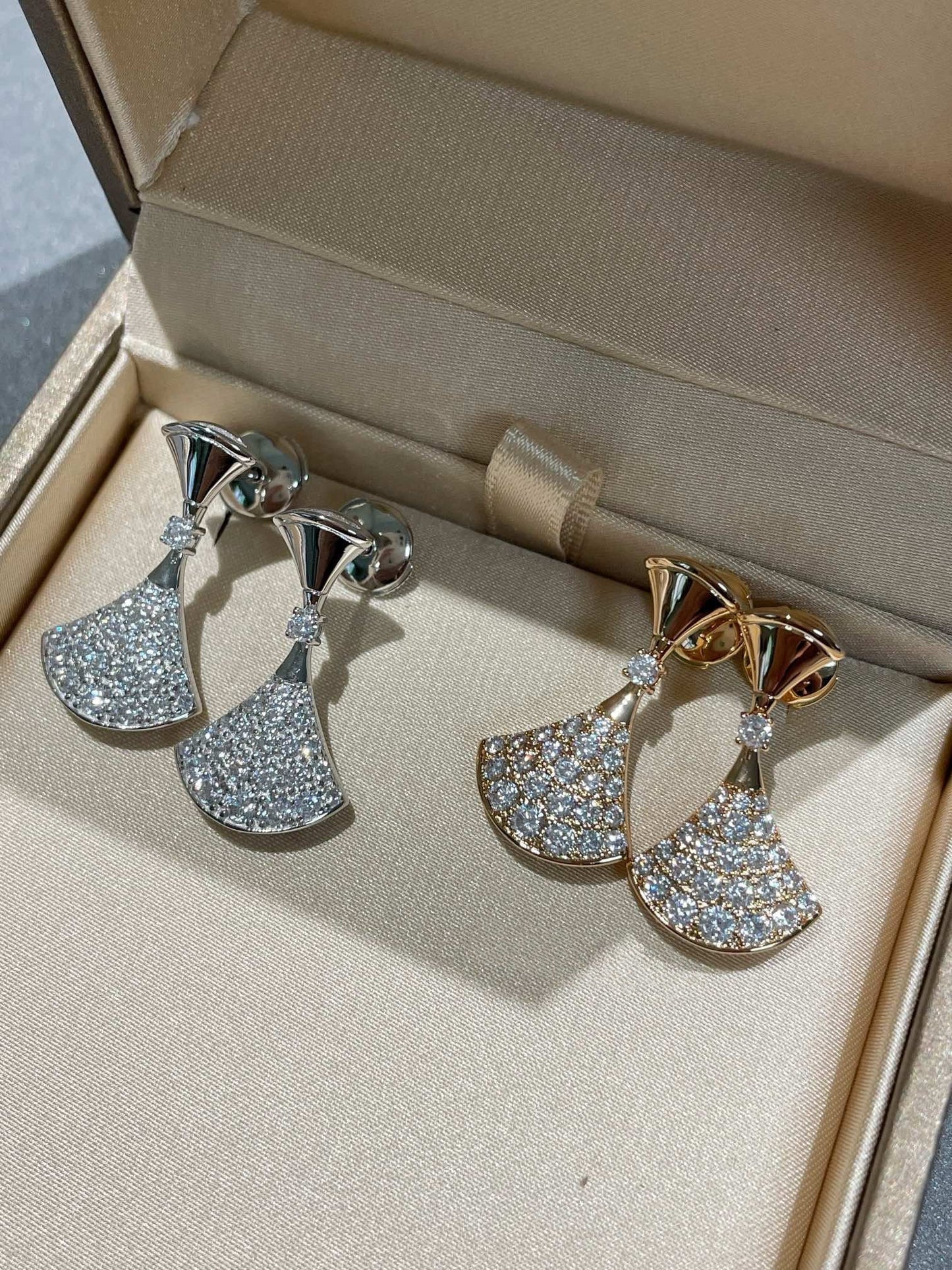 DIANA DREAM EARRINGS DIAMOND