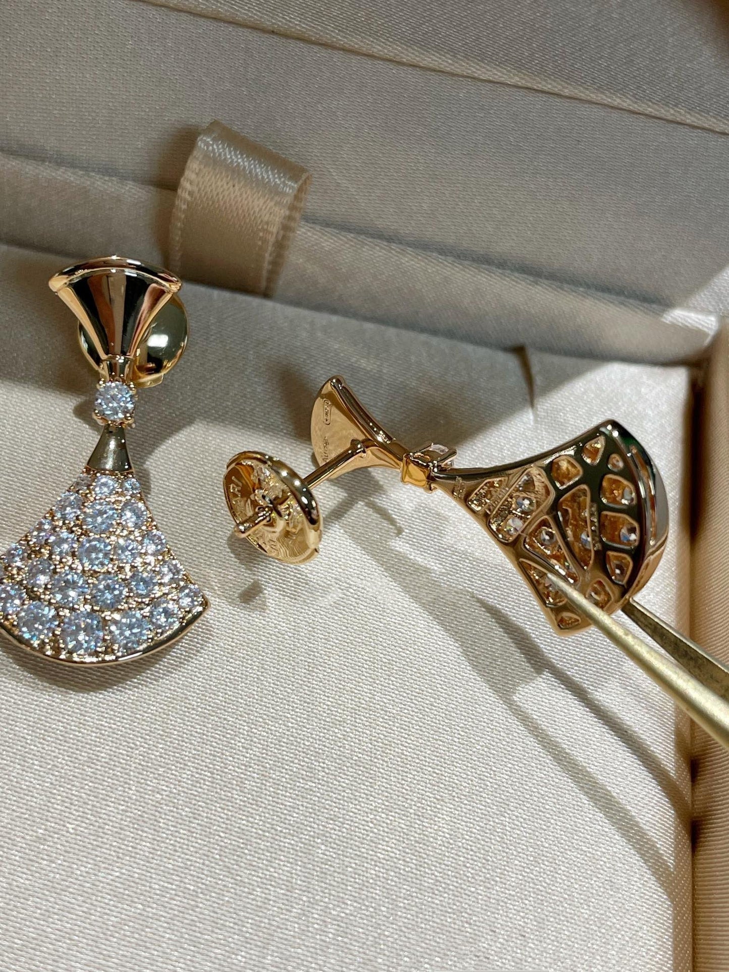 DIANA DREAM EARRINGS DIAMOND