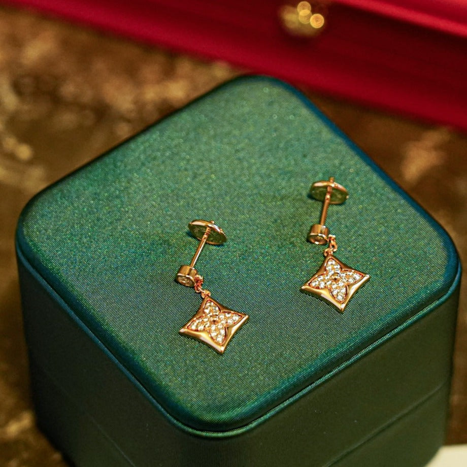 BOUCLES D'OREILLES DIANA STAR DIAMANTS OR