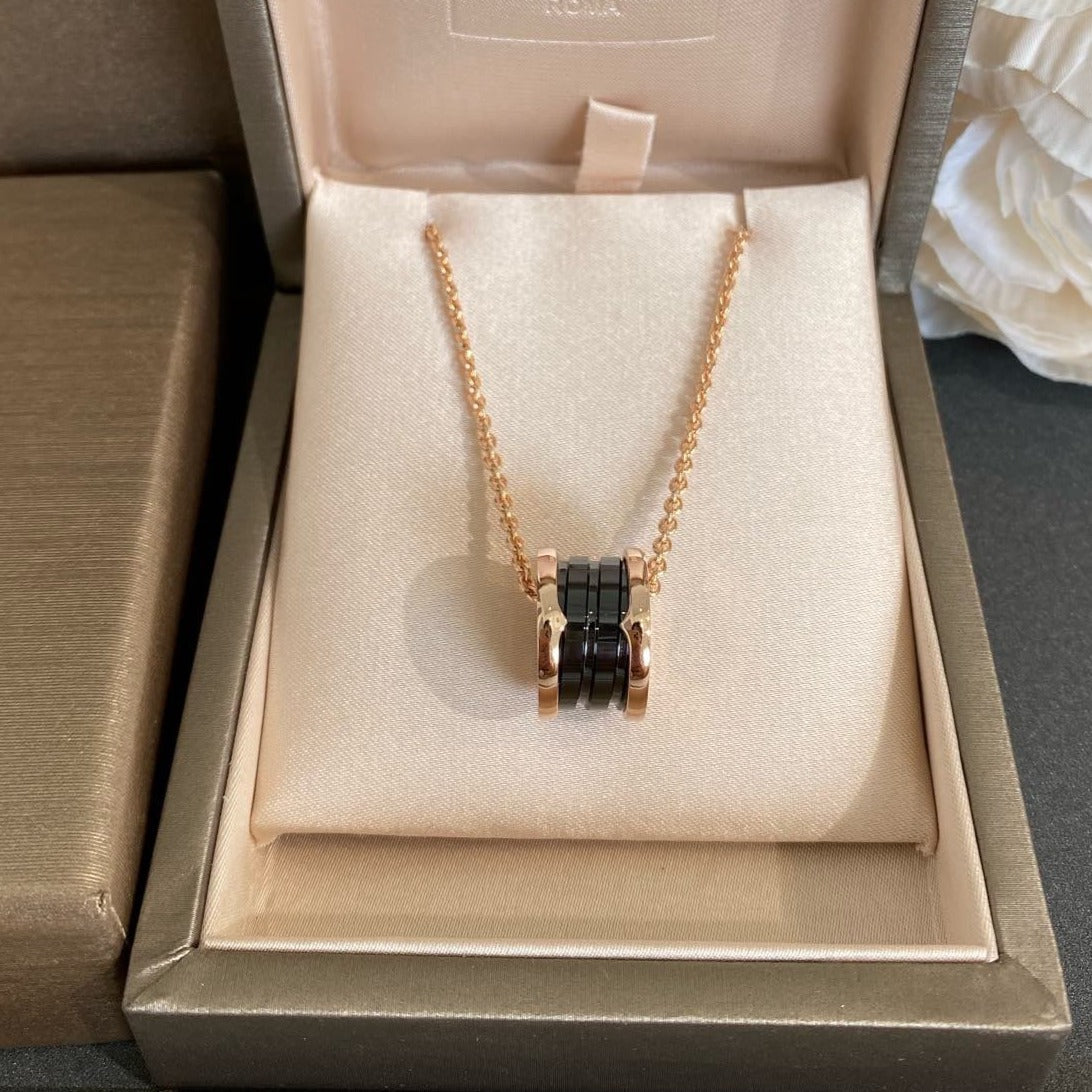 DIANA ZERO 1 BLACK CERAMIC PINK GOLD NECKLACE