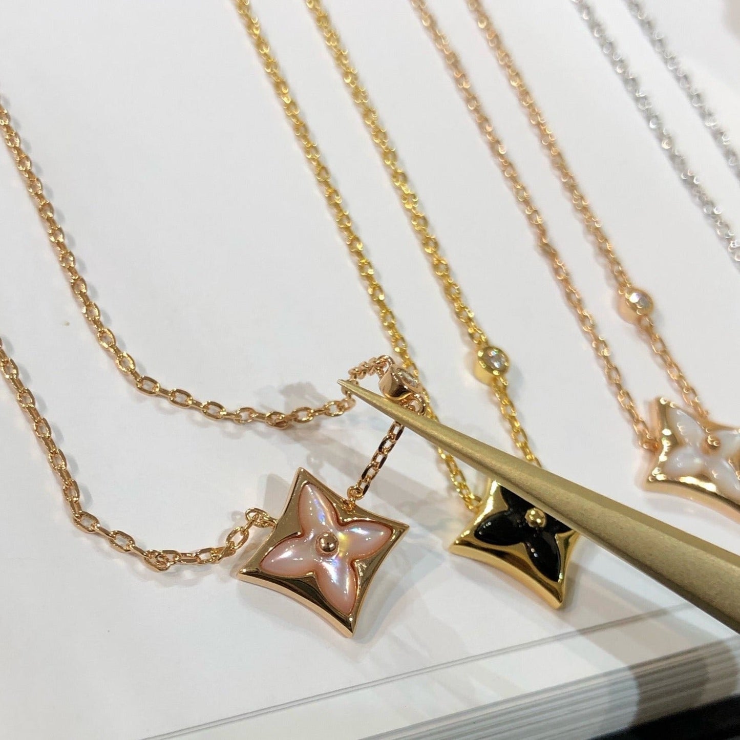 DIANA STAR BLACK MOP NECKLACE