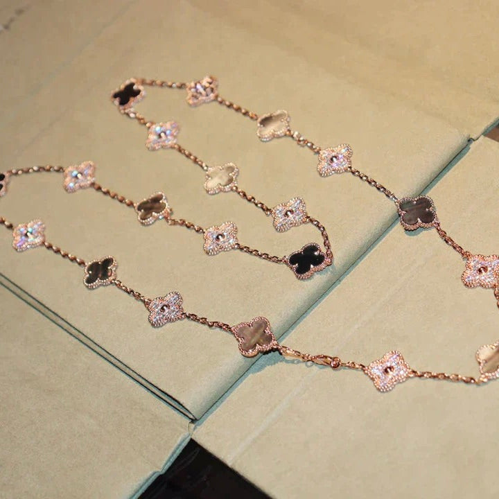 Collier Diana Clover 20 motifs en nacre foncée et diamants