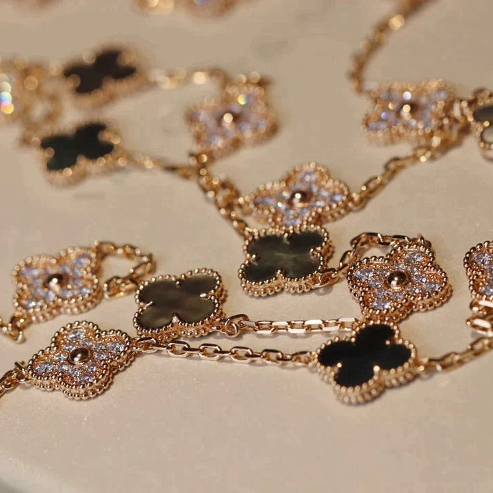 Collier Diana Clover 20 motifs en nacre foncée et diamants