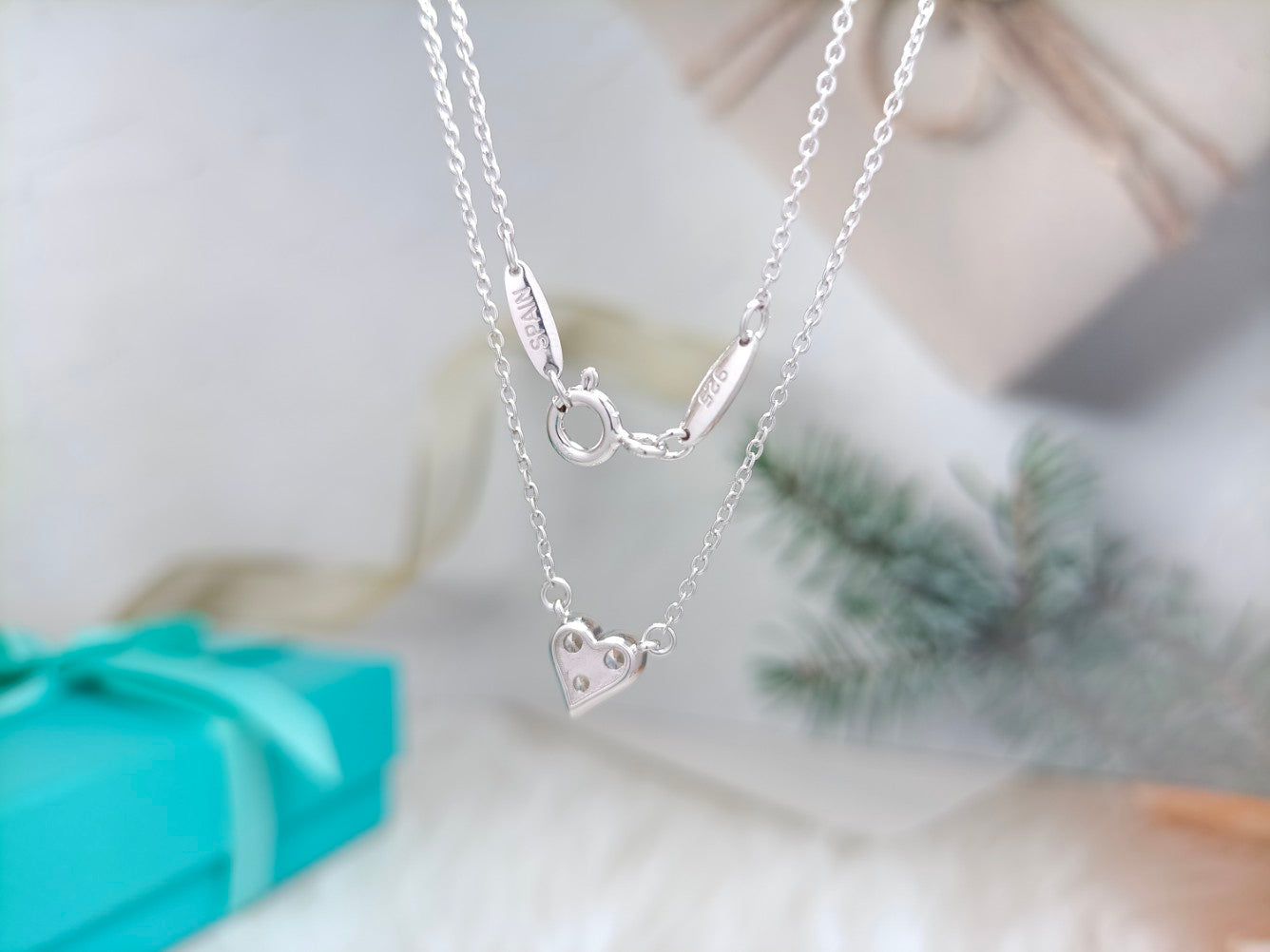 HEART 3 DIAMONDS PEDANT NECKLACE