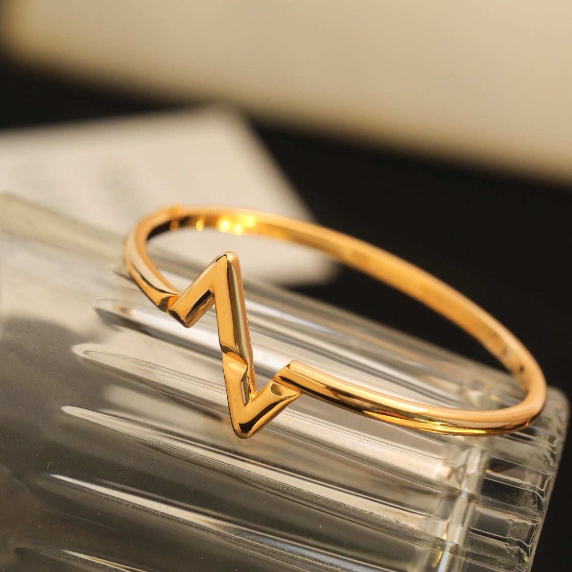 DIANA VOLTE UPSITE DOWN BRACELET