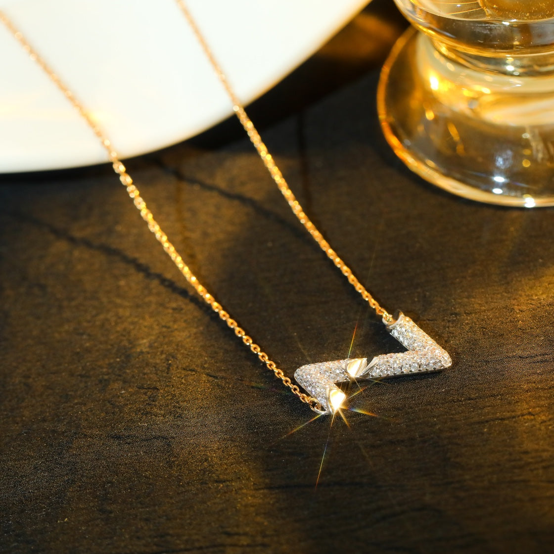 DIANA VOLT SILVER DIAMOND PEDANT NECKLACE