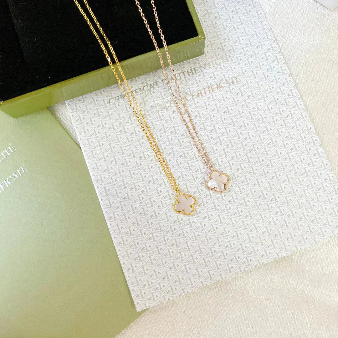 Collier Diana Clover Mini en nacre blanche 9,5 mm