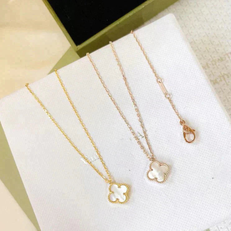 Collier Diana Clover Mini en nacre blanche 9,5 mm