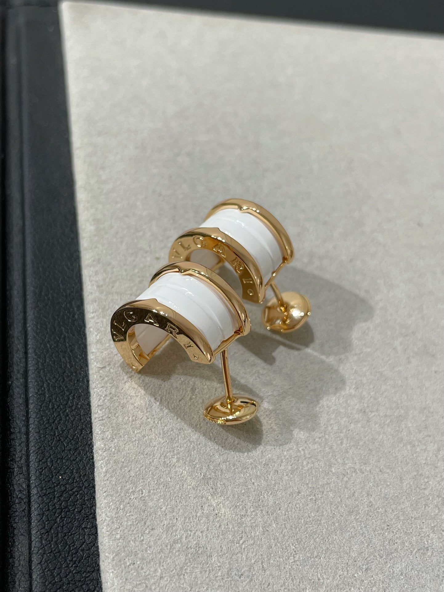 BOUCLES D'OREILLES DIANA ZERO 1 EN CÉRAMIQUE OR ROSE