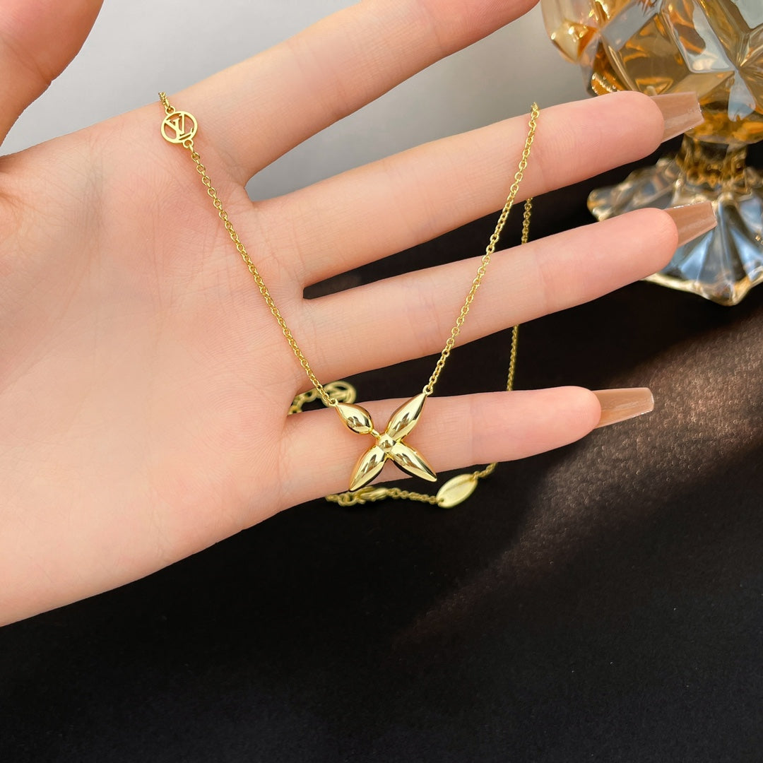 DIANA LOUISETTE GOLD NECKLACE