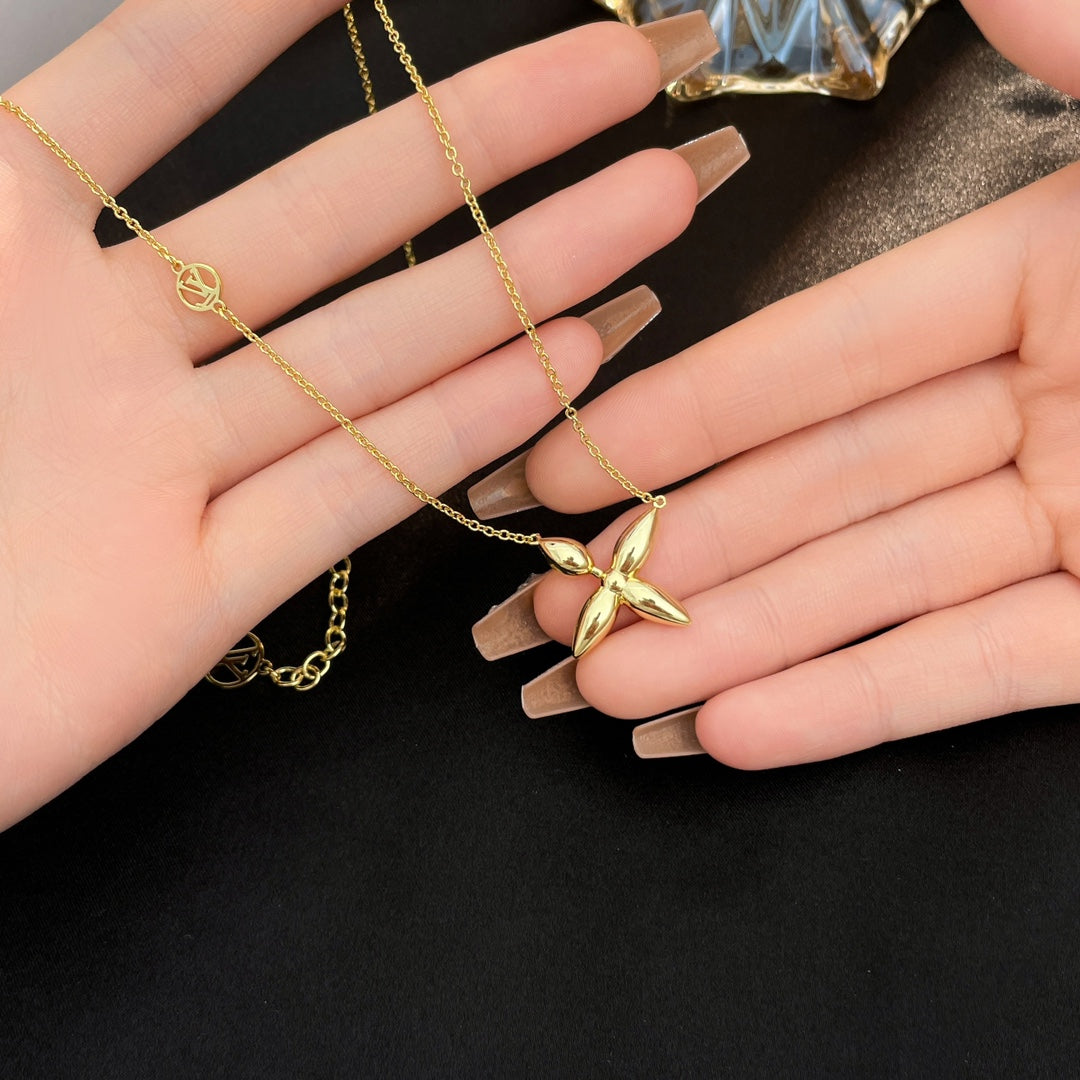 DIANA LOUISETTE GOLD NECKLACE