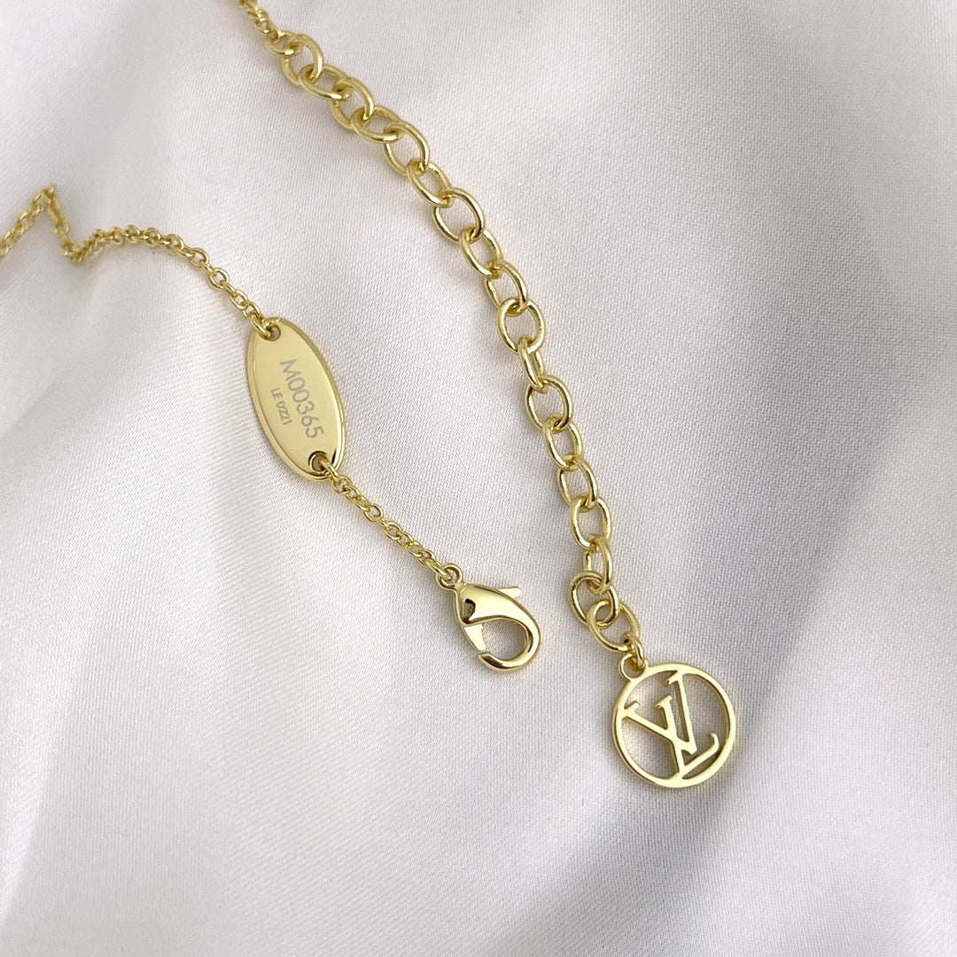DIANA LOUISETTE GOLD NECKLACE