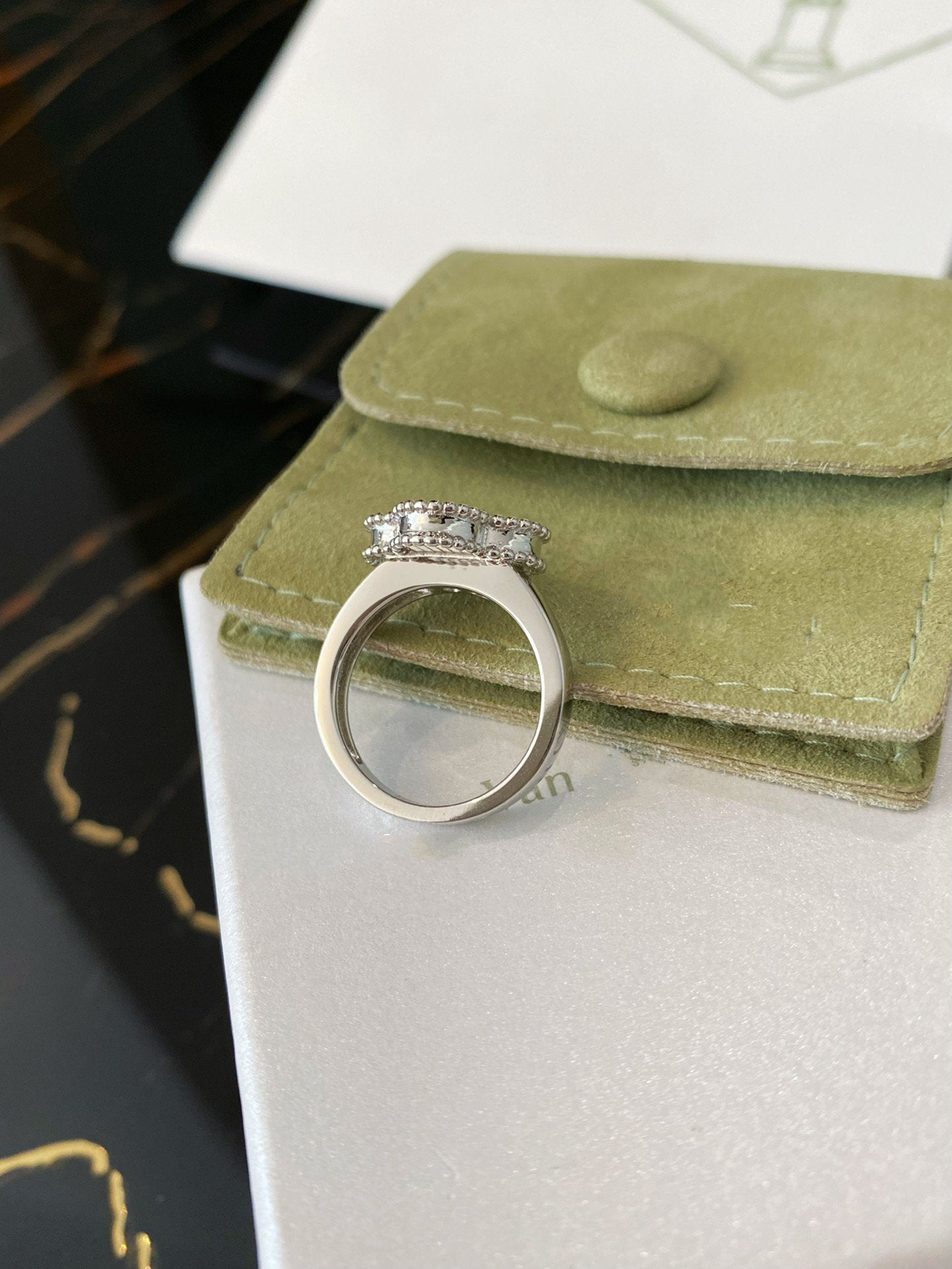 BAGUE EN ARGENT DIANA CLOVER