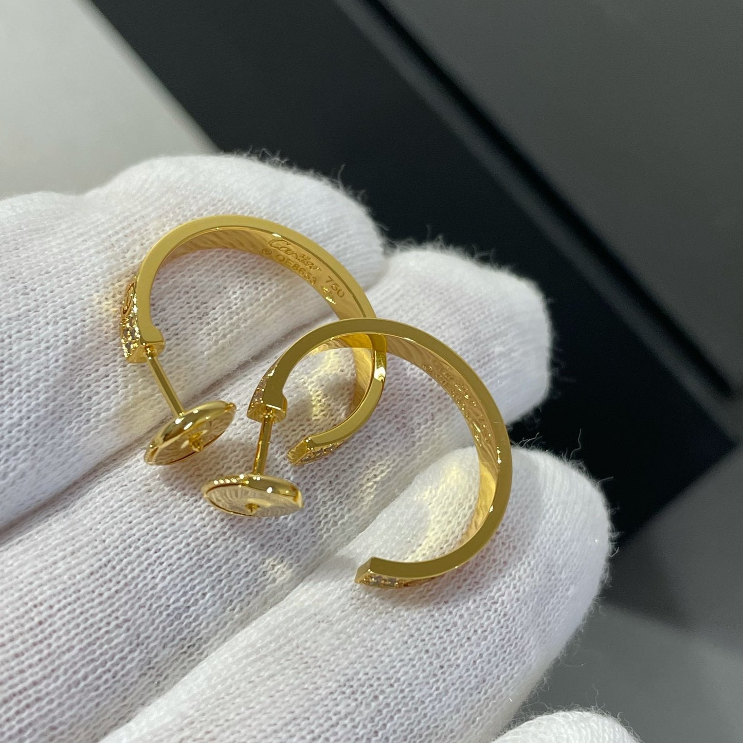 DIANA LOVE DIAMOND GOLD HOOP EARRINGS