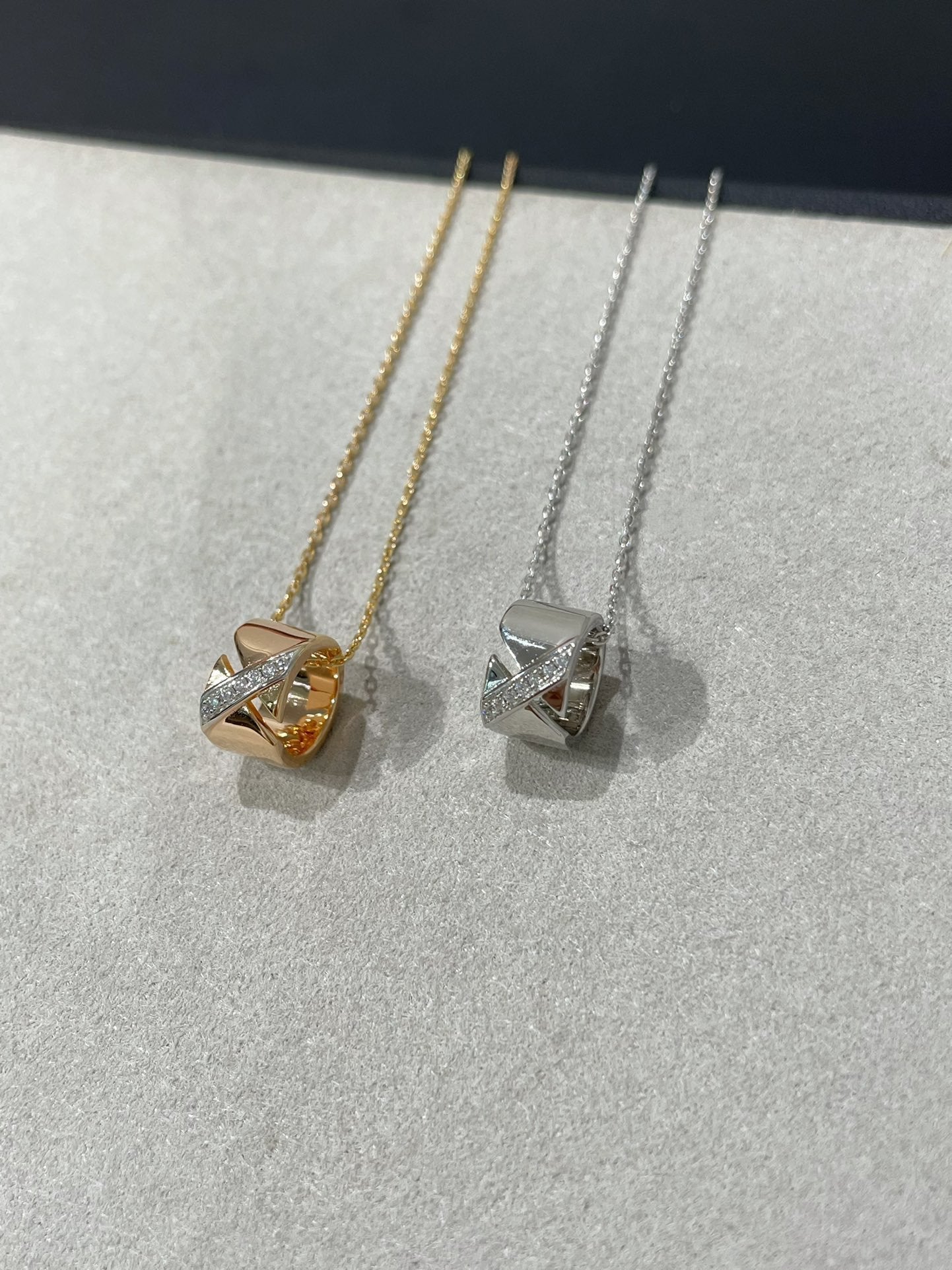 DIANA LIENS EVIDENCE DIAMOND NECKLACE