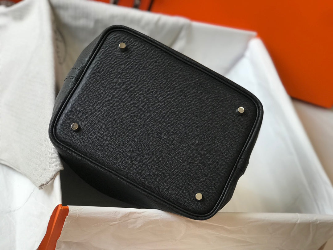 HM PICOTIN LOCK 18 BLACK EPSOM LEATHER WITH BRAID STRAP