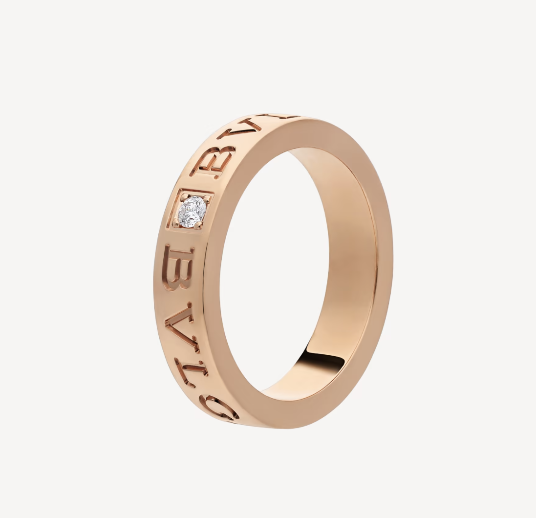 DIANA ZERO 1 ESSENTIAL WITH A DIAMOD RING