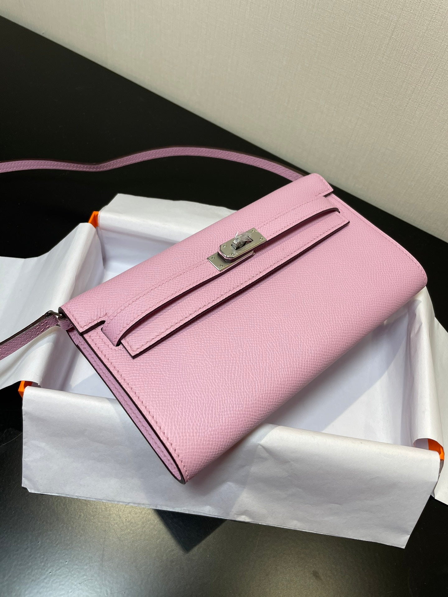 kelly woc 20.5 light pink epsom silver hardware
