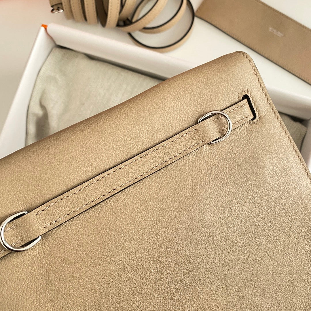 Kelly Danse II 22cm Beige Evercolor Leather Shw