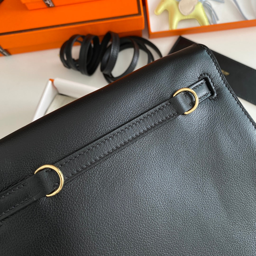 Kelly Danse II 22cm Black Evercolor Leather Ghw