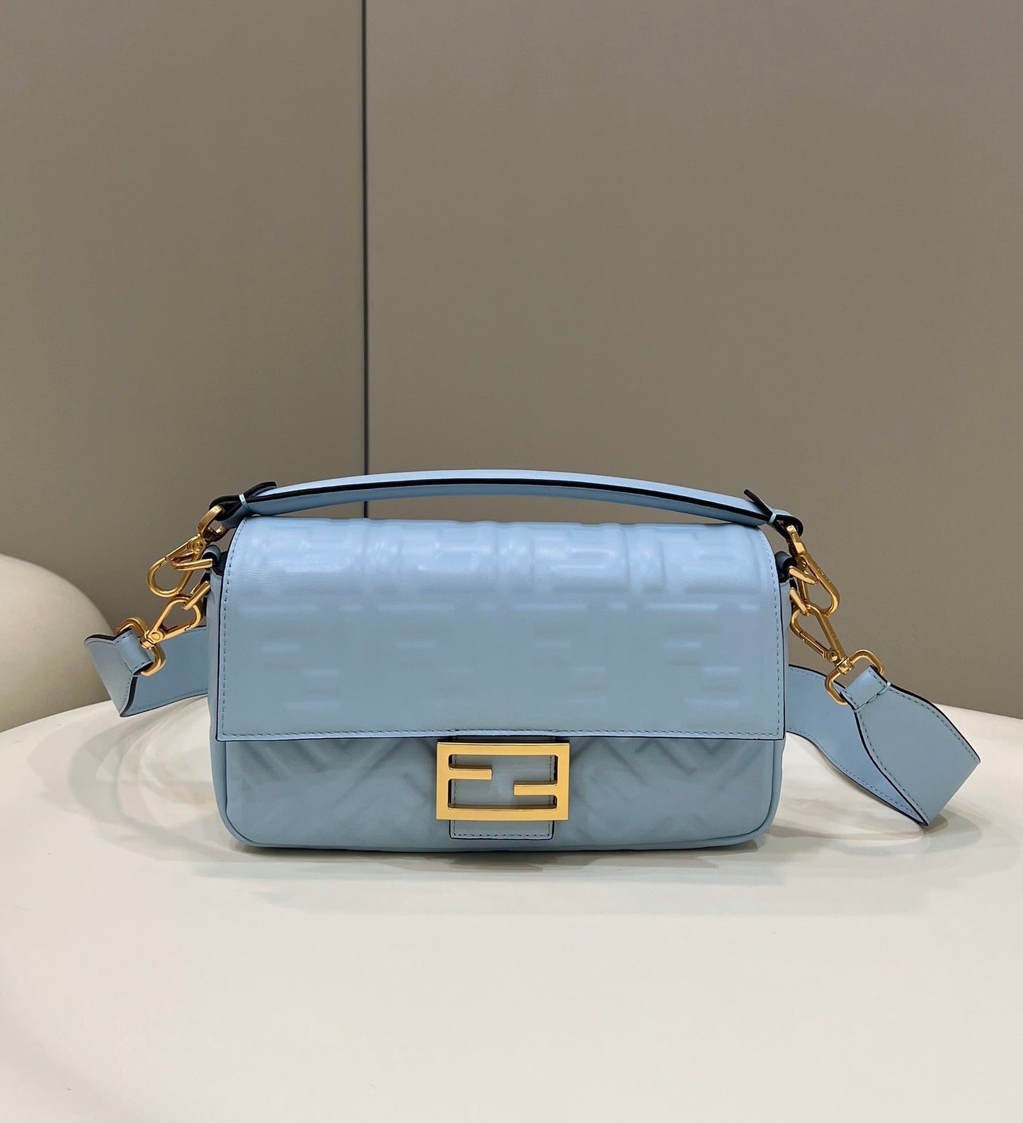 Baguette 27cm Cloud Blue Lambskin Gold Hardware