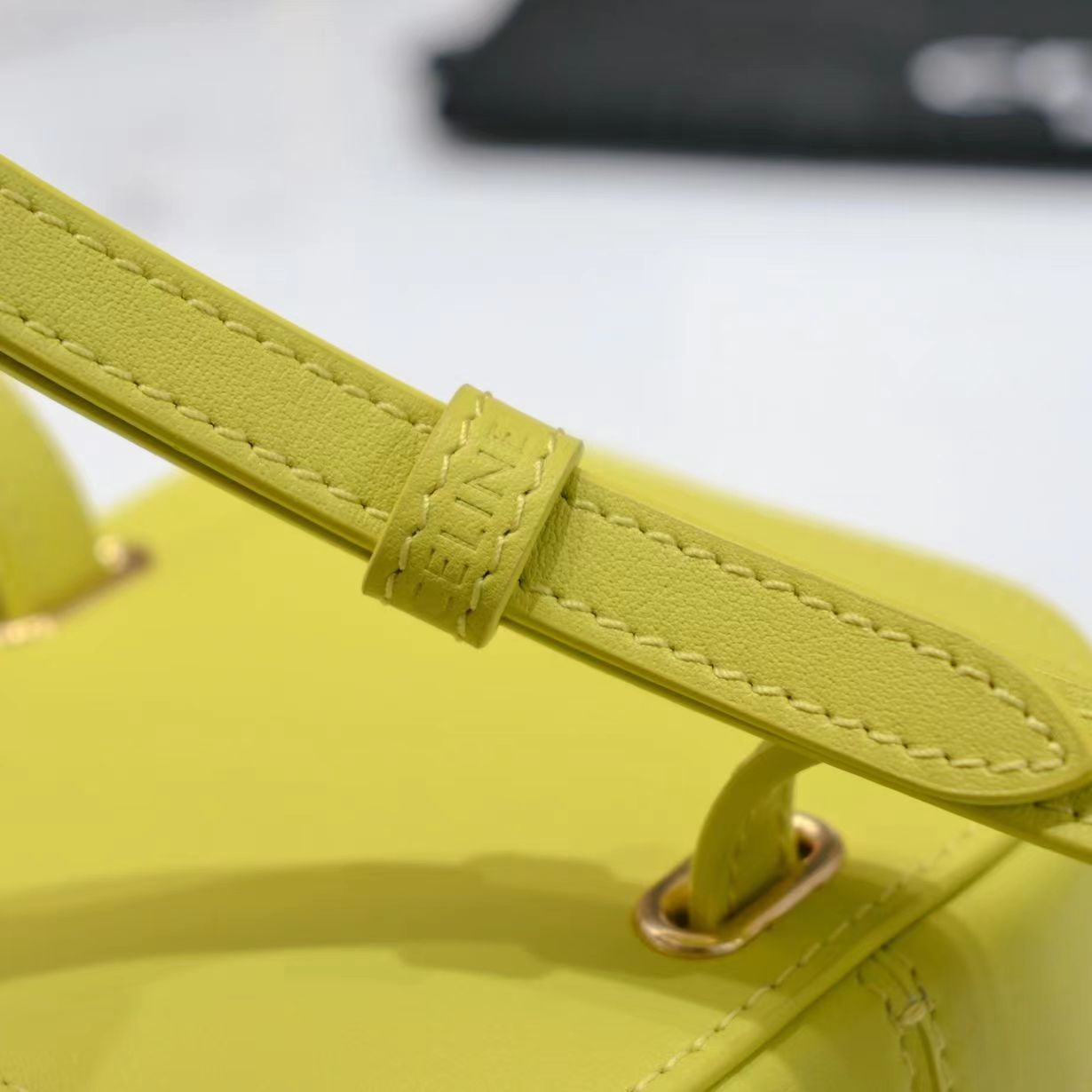 SQUARE BOX CROSSBODY BAG 11 LEMON YELLOW CALFSKIN