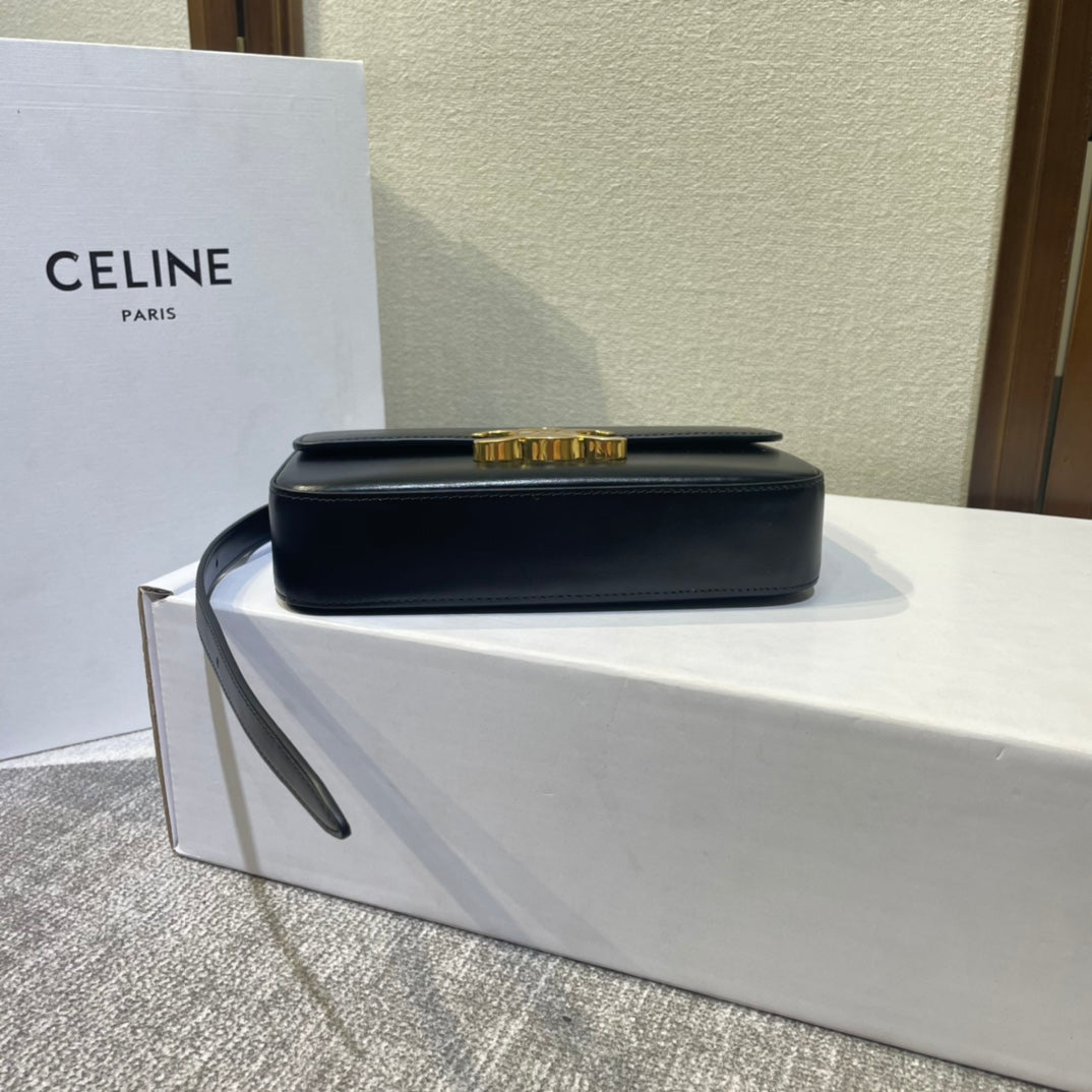 classic triomphe 20 black calfskin leather strap gold hardware