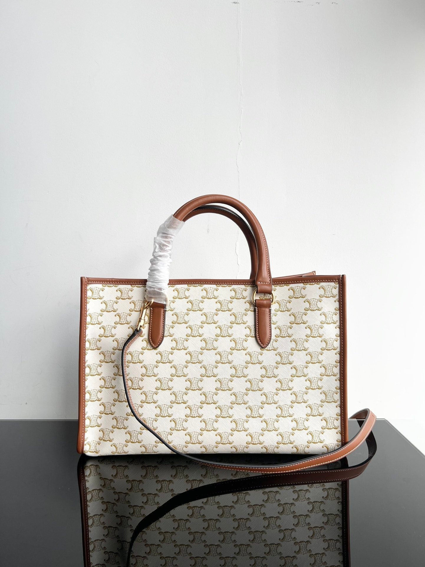 TRIPHOME CABAS 35 WHITE CREAM CALFSKIN TOTE
