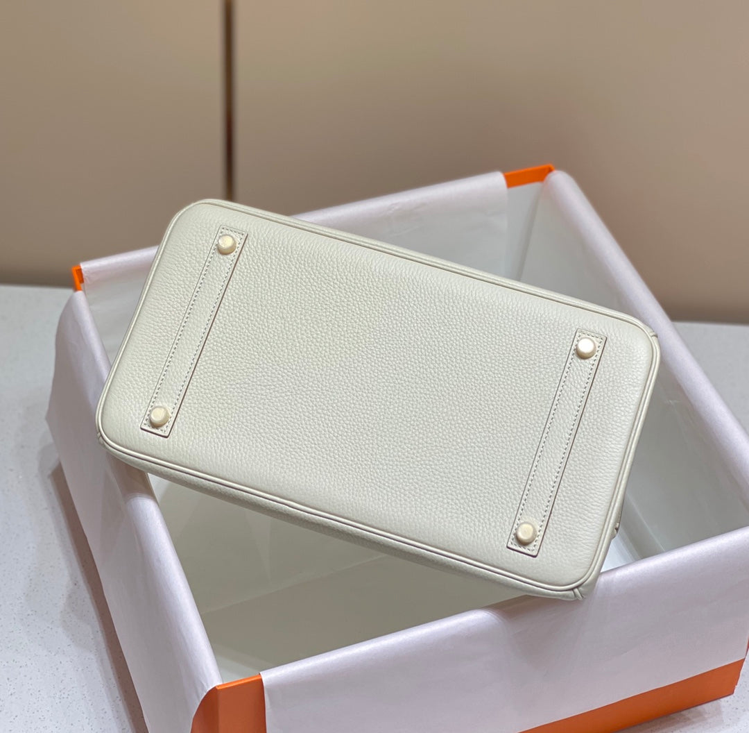HM BIRKIN 35CM WHITE TOGO LEATHER GOLD HARDWARE