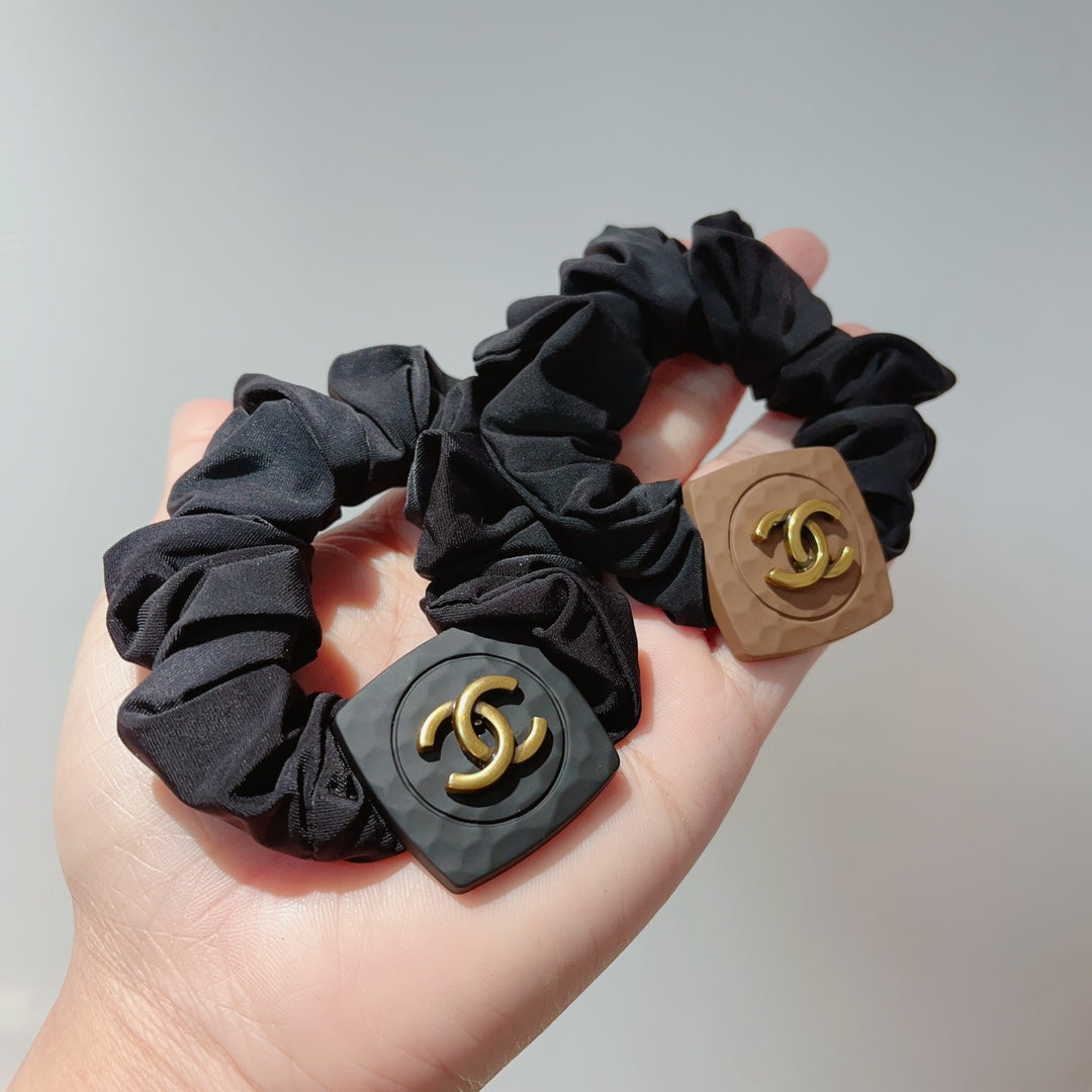 BLACK MIX CAMEL BROWN WRINKLED FABRIC SCRUNCHIE 875870