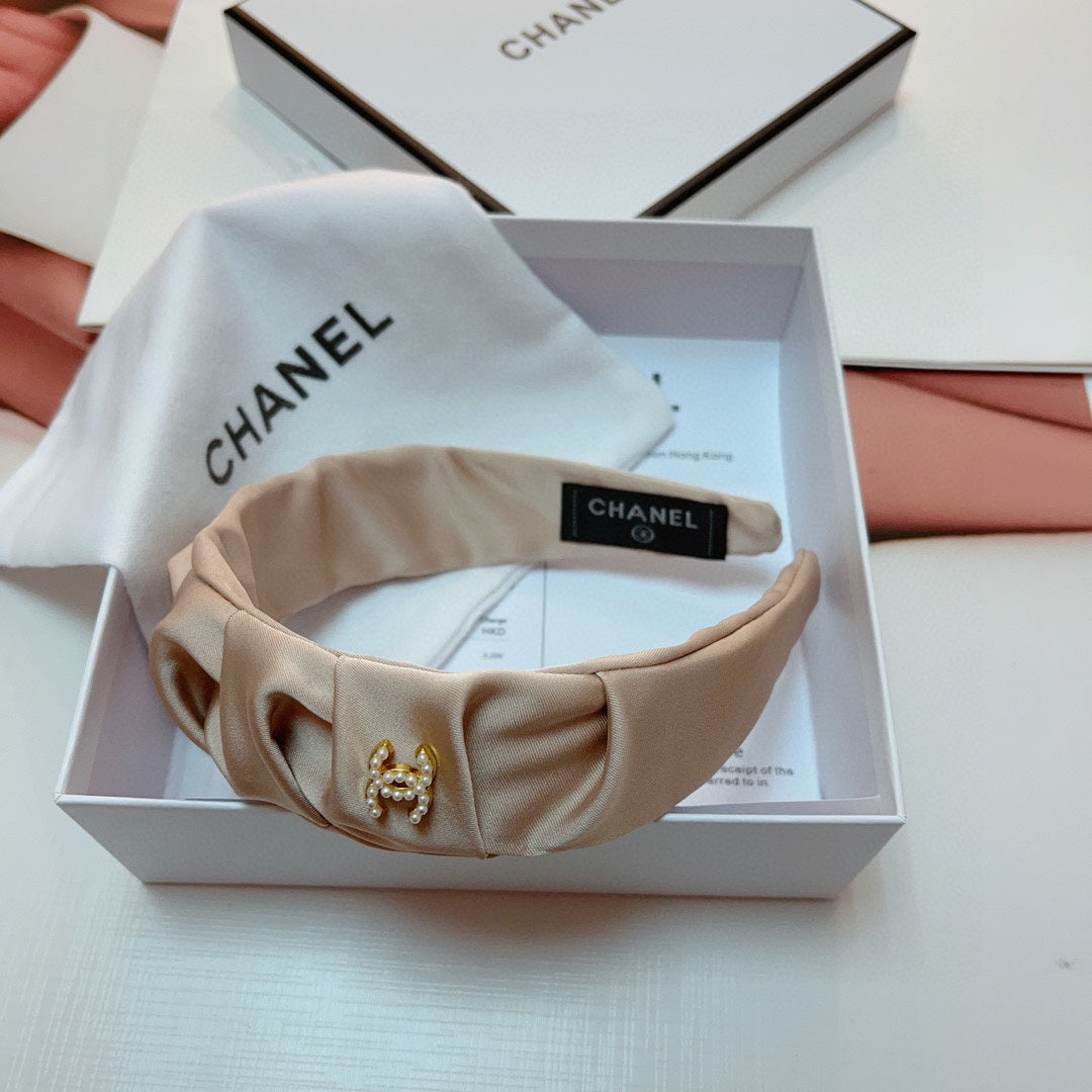 WHITE CREAM FABRIC HAIRBAND 925660