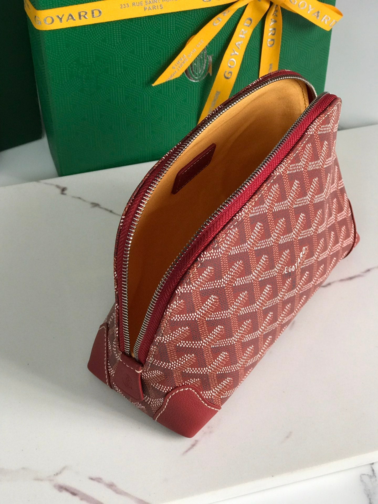 VEND?ME COSMETIC POUCH 17 IN CLASSIC RED GOYARDINE CANVAS AND CALFSKIN TRIM