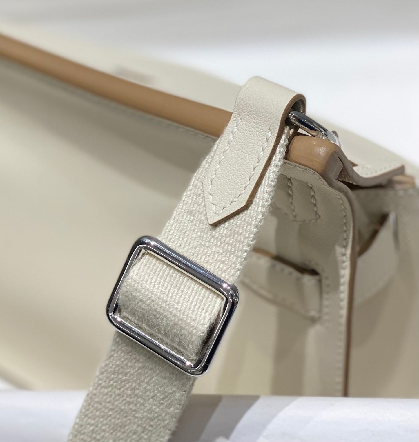 HM JYPSI¨¨RE MINI 23 CREAM CALFSKIN SILVER HARDWARE