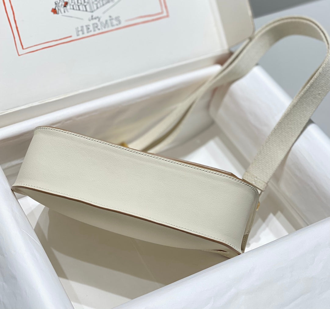 HM JYPSI¨¨RE MINI 23 CREAM CALFSKIN GOLD HARDWARE