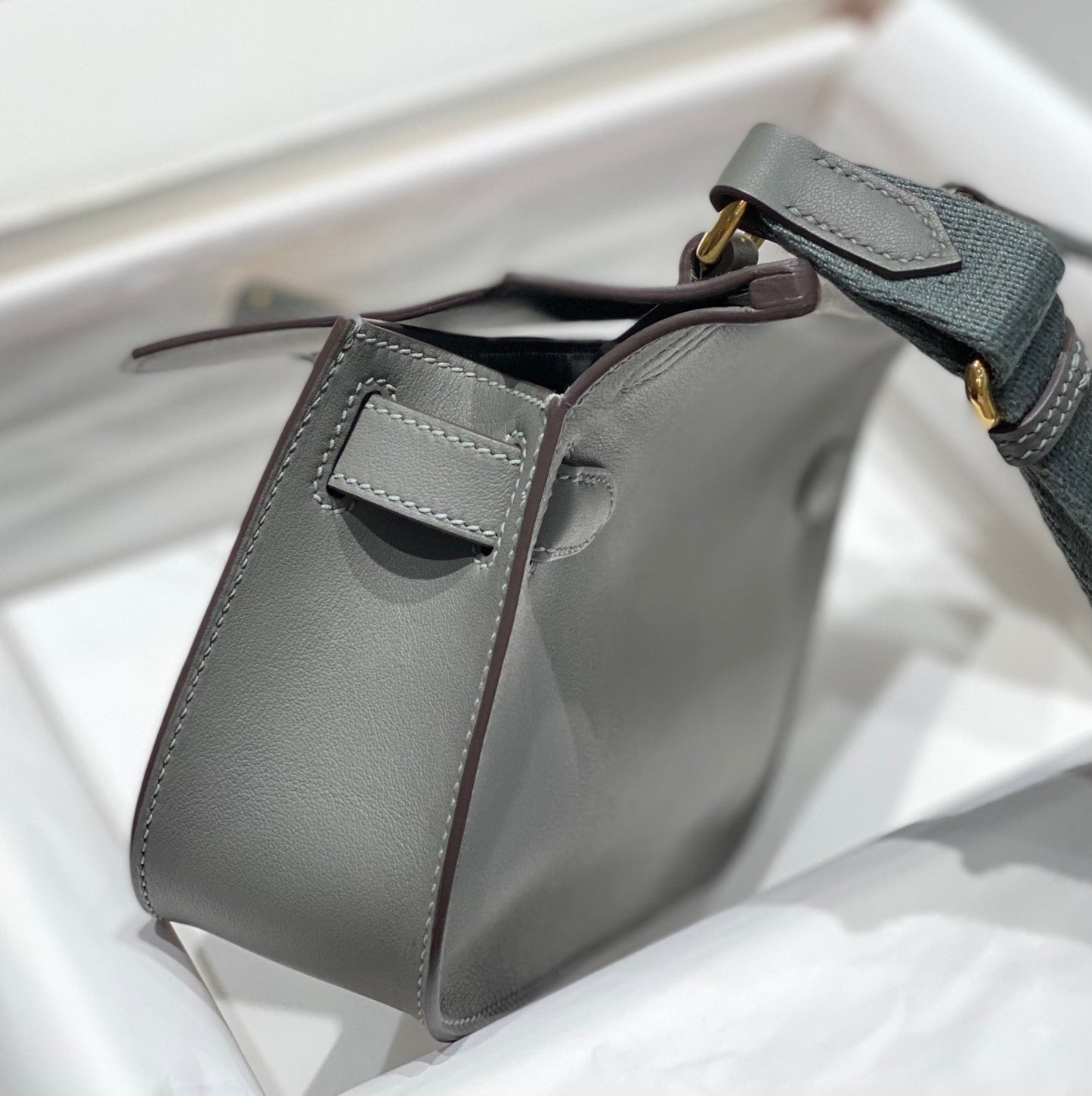 HM JYPSI¨¨RE MINI 23 SAGE CALFSKIN GOLD HARDWARE