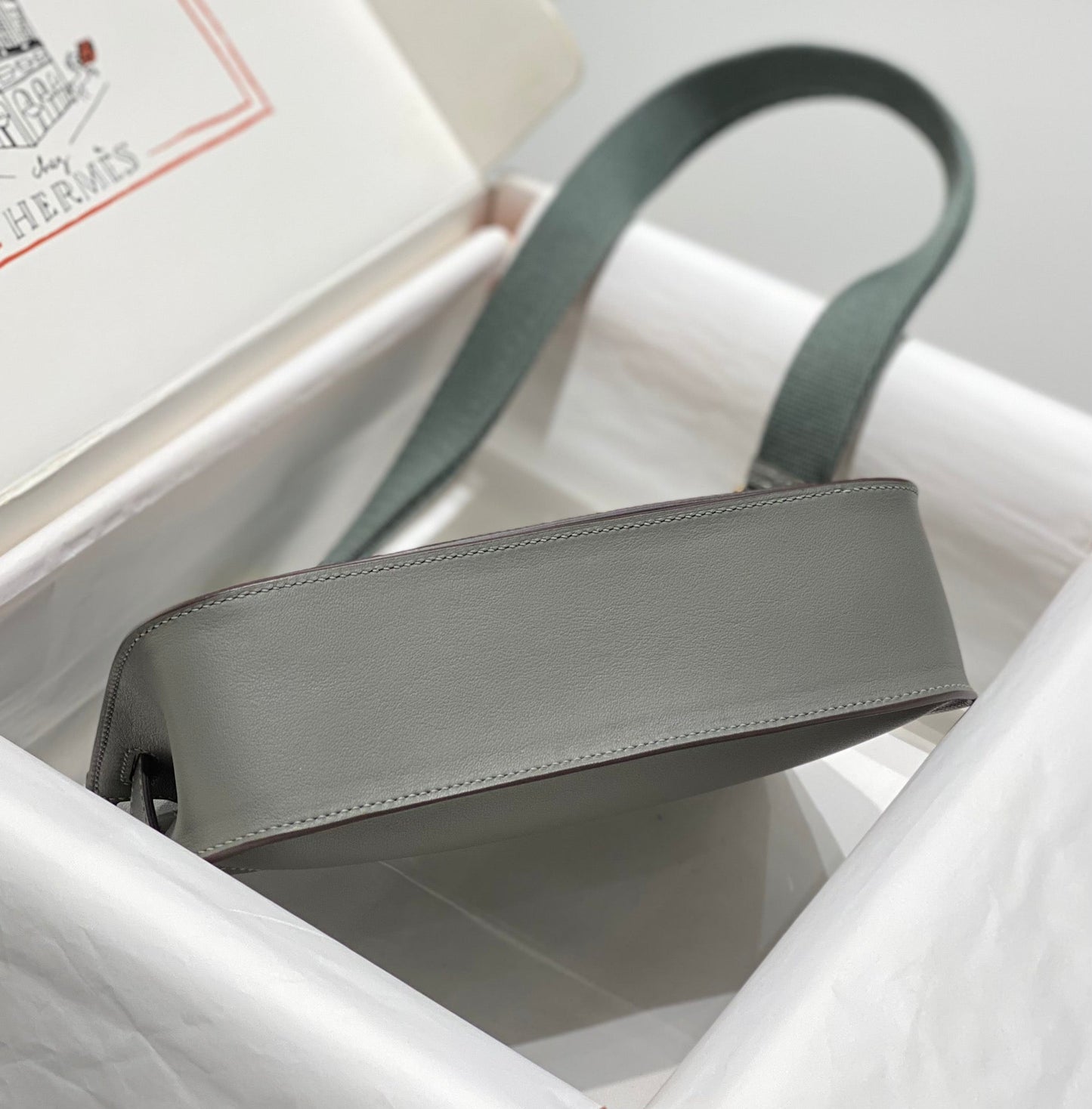 HM JYPSI¨¨RE MINI 23 SAGE CALFSKIN GOLD HARDWARE