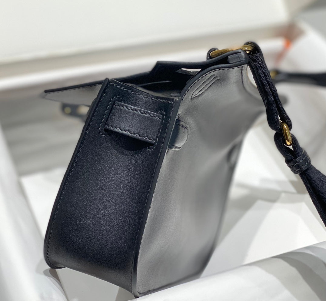 HM JYPSI¨¨RE MINI 23 BLACK CALFSKIN GOLD HARDWARE