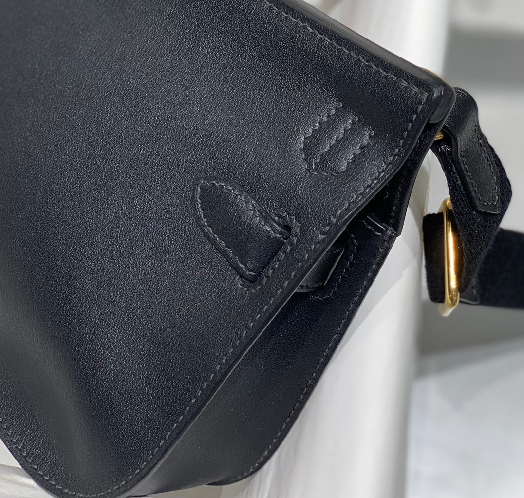HM JYPSI¨¨RE MINI 23 BLACK CALFSKIN GOLD HARDWARE