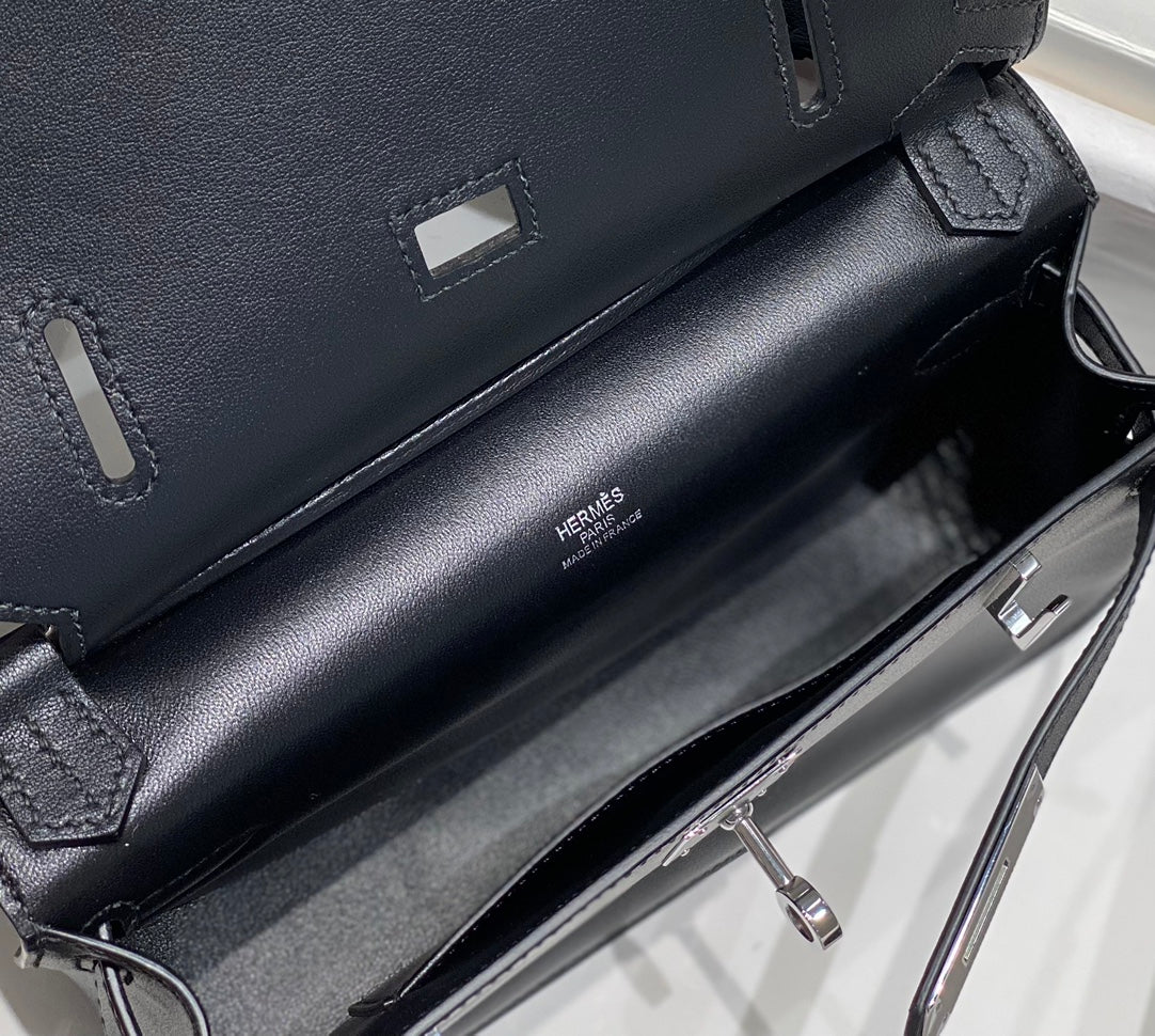 HM JYPSI¨¨RE MINI 23 BLACK CALFSKIN SILVER HARDWARE